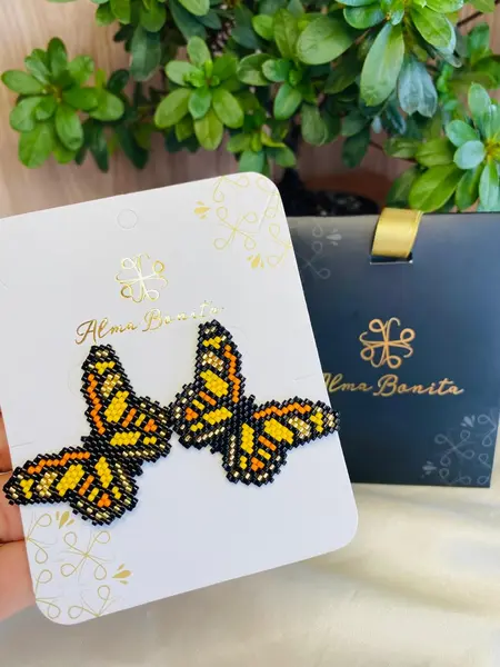 Aretes Miyuki Mariposa